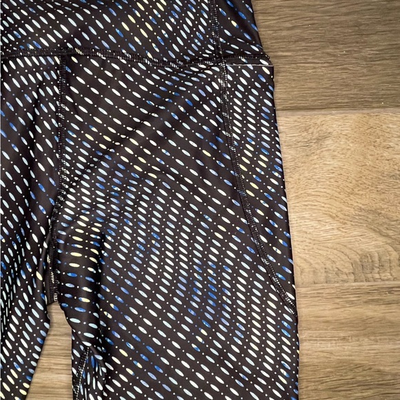 Xersion High Rise Quick Dry 7/8 Ankle - Picture 6 of 6